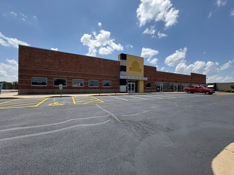 Primary Photo Of 5650 Belleville Crossing St, Belleville Storefront For Lease