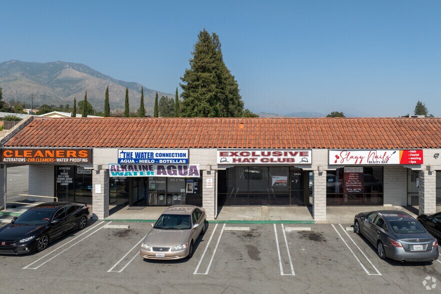 More Photos Of 3663-3689 Highland Ave, Highland Storefront For Lease