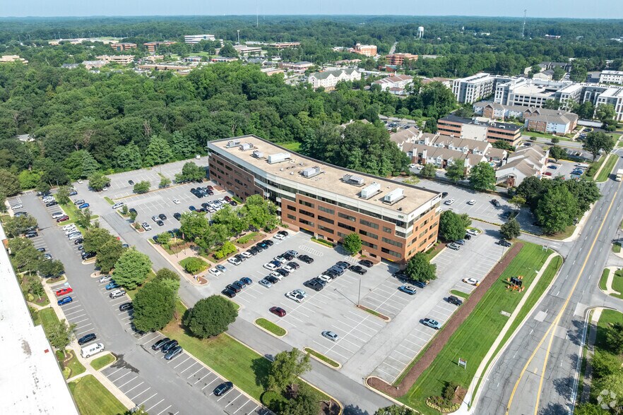 More Photos Of 180 Admiral Cochrane Dr, Annapolis Office For Lease
