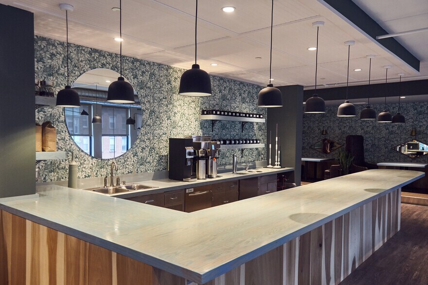 More Photos Of 201 Montgomery St, Jersey City Coworking Space