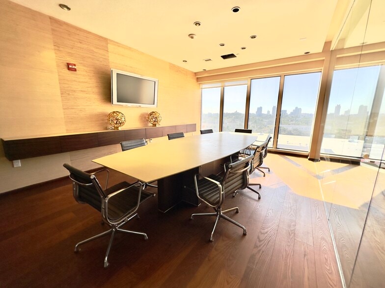 More Photos Of 1680 Michigan Ave, Miami Beach Office Residential For Lease