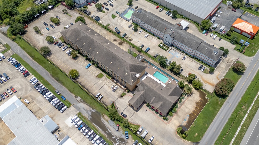 More Photos Of 12340 I-10 Service Rd, New Orleans Hotel For Sale