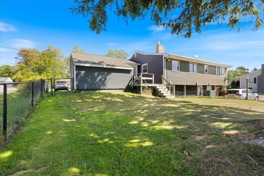 More Photos Of 57 Elm St, Salisbury Industrial For Sale
