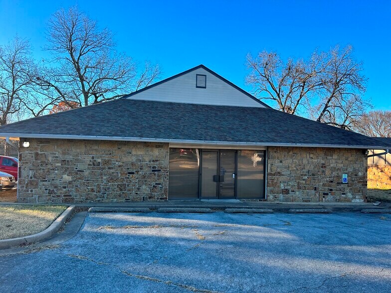 Primary Photo Of 5546 S 79th East Pl, Tulsa Office For Lease