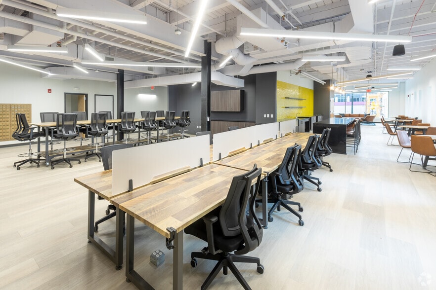 More Photos Of 220 W Congress St, Detroit Coworking Space