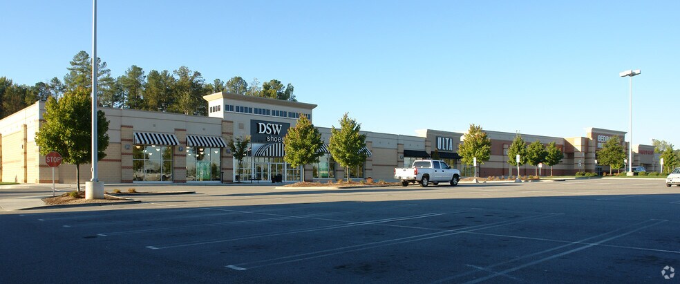 More Photos Of 3604 Sumner Blvd, Raleigh General Retail For Lease