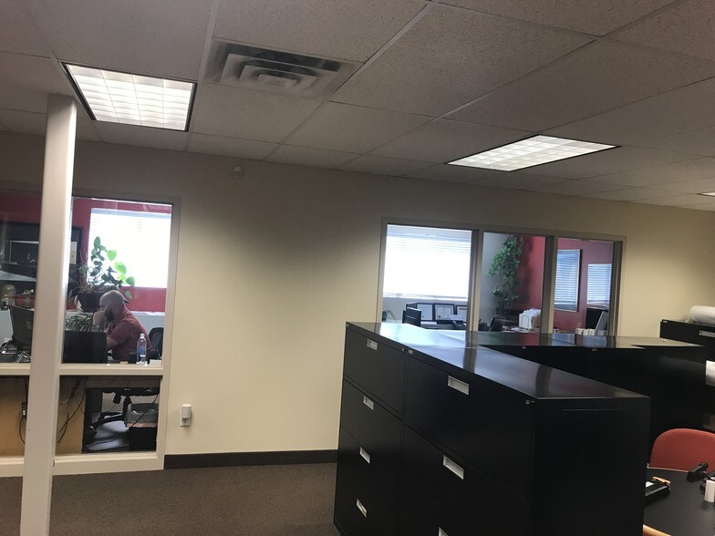 More Photos Of 160 N Main St, Bountiful Office For Lease