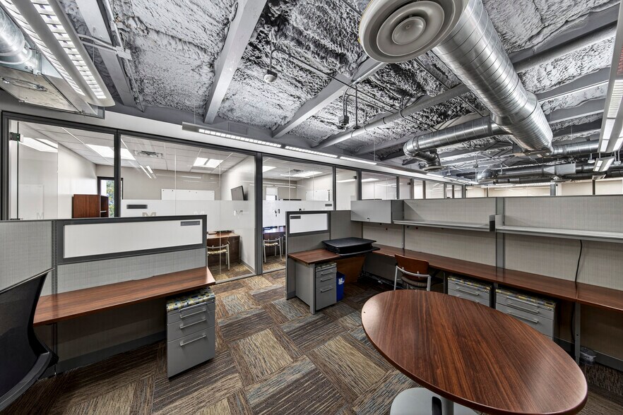More Photos Of 2101 N Andrews Ave, Fort Lauderdale Office For Lease