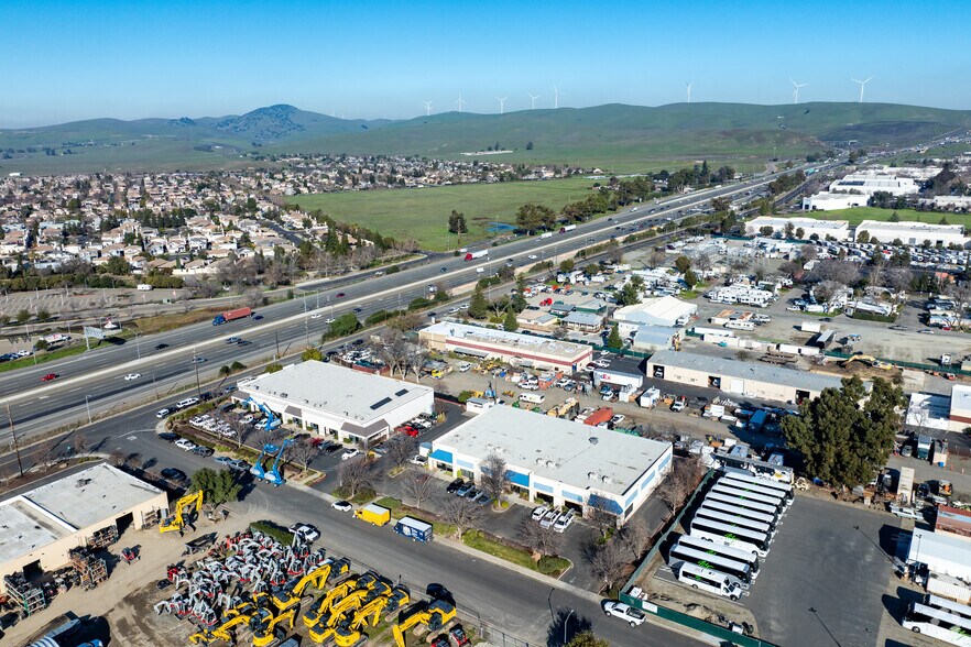 More Photos Of 501-549 Leisure St, Livermore Flex For Lease