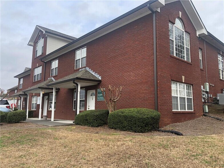 More Photos Of 113 Mountain Brook Dr, Canton Medical For Lease