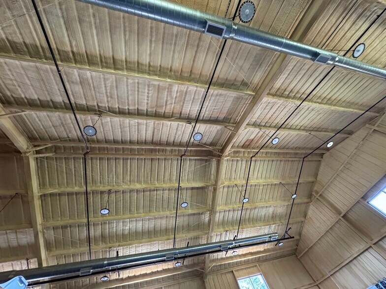 More Photos Of 2130 Country Club Rd, Palestine Golf Course Driving Range For Sale