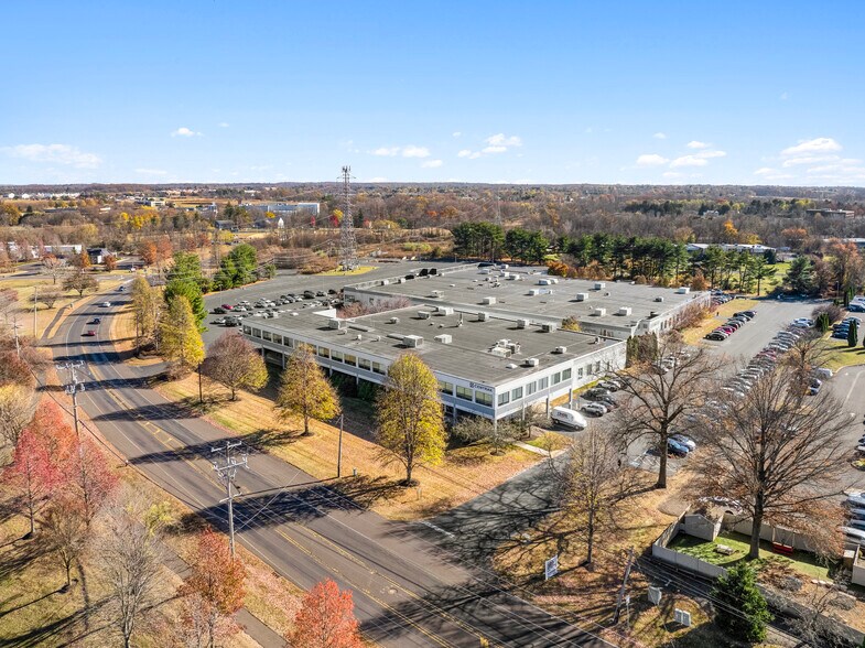 More Photos Of 826 Newtown Yardley Rd, Newtown Office For Sale