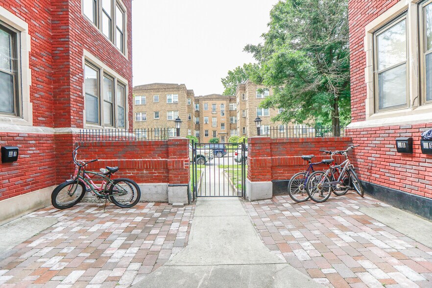 More Photos Of 1000 Gates Ave, Norfolk Apartments For Sale