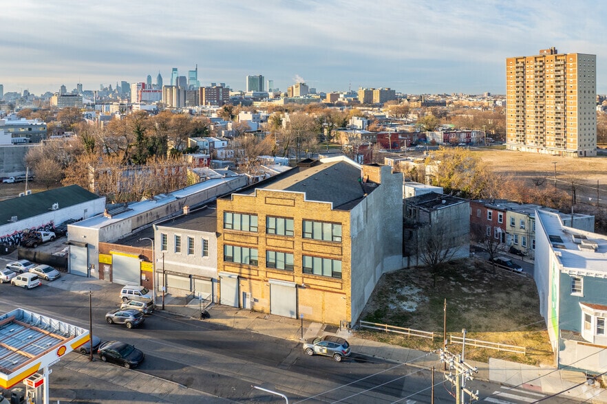 More Photos Of 2446-50 Germantown Ave, Philadelphia Flex For Sale