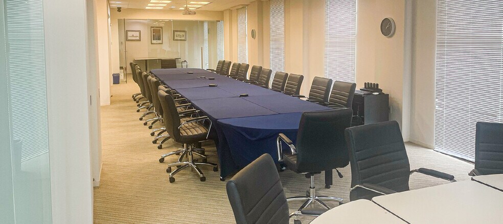 More Photos Of 1615 New Hampshire Ave NW, Washington Office Residential For Sale