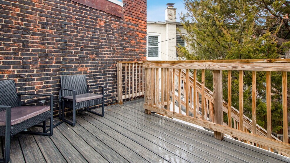 More Photos Of 1414 Pennsylvania Ave SE, Washington Apartments For Sale