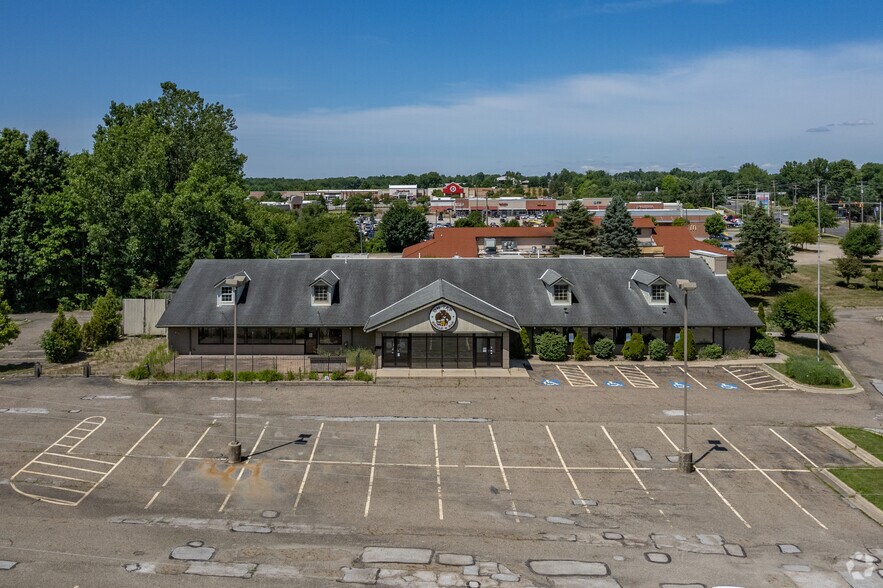 More Photos Of 4396 Kent Rd, Stow Restaurant For Sale