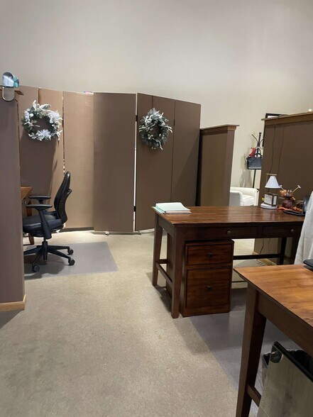 More Photos Of 228-246 Waterfall Dr, Elkhart Loft Creative Space For Sale