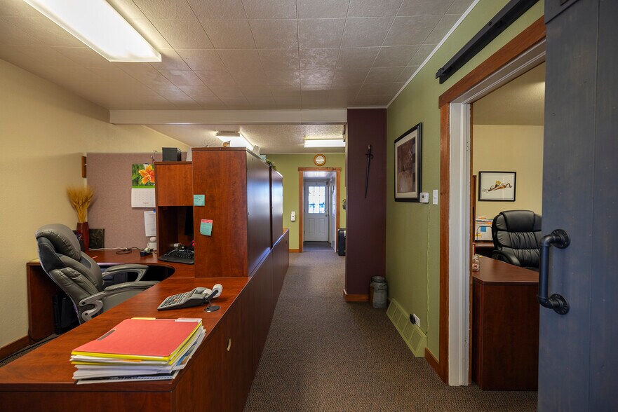 More Photos Of 509 S 4th Ave, Brighton Office For Sale