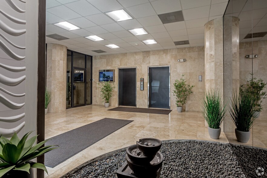 Primary Photo Of 2151 W Hillsboro Blvd, Deerfield Beach Office For Lease