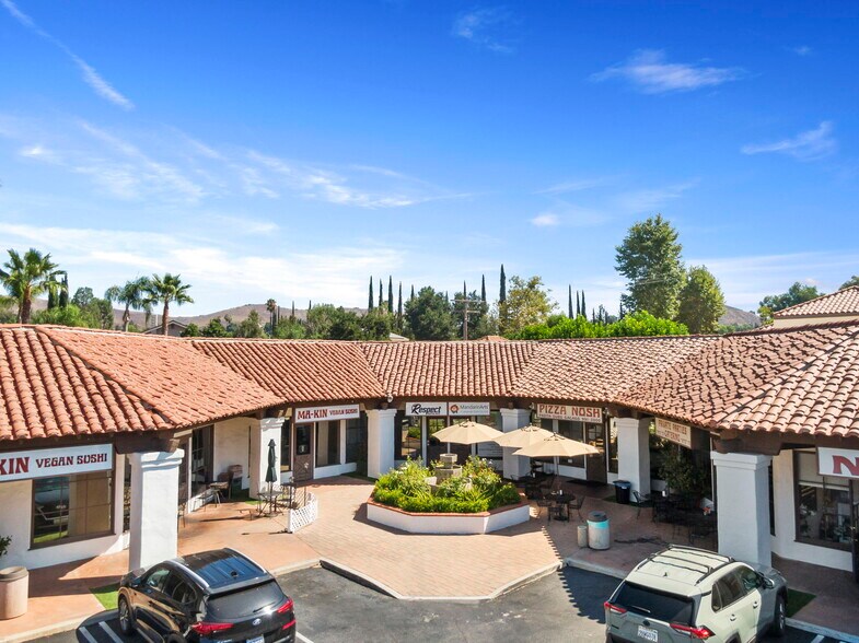 More Photos Of 30313-30317 Canwood St, Agoura Hills Unknown For Lease