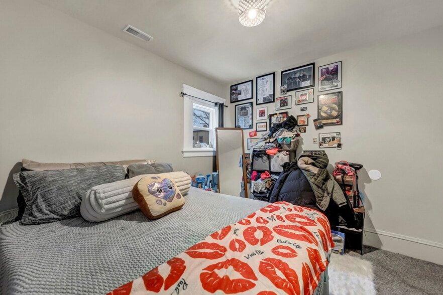 More Photos Of 4435 State Rd, Cleveland Storefront Retail Residential For Sale