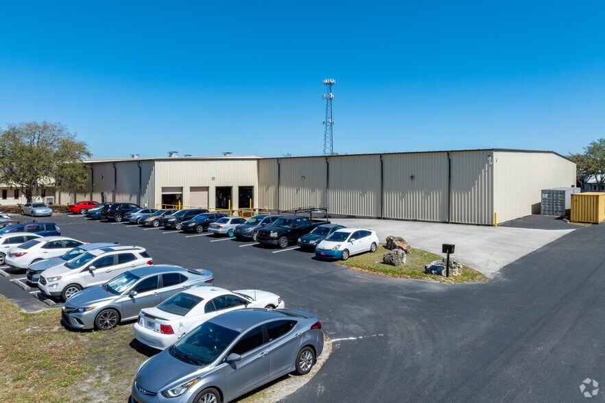 More Photos Of 1920 Gunn Hwy, Odessa Warehouse For Sale