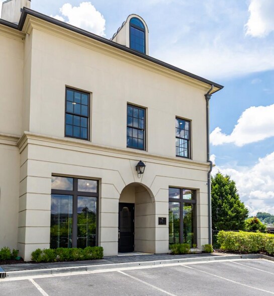 Primary Photo Of 425 Peachtree Hills Ave NE, Atlanta Freestanding For Sale
