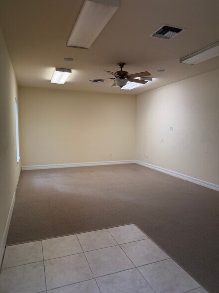 More Photos Of 4707 Enterprise Ave, Naples Loft Creative Space For Lease