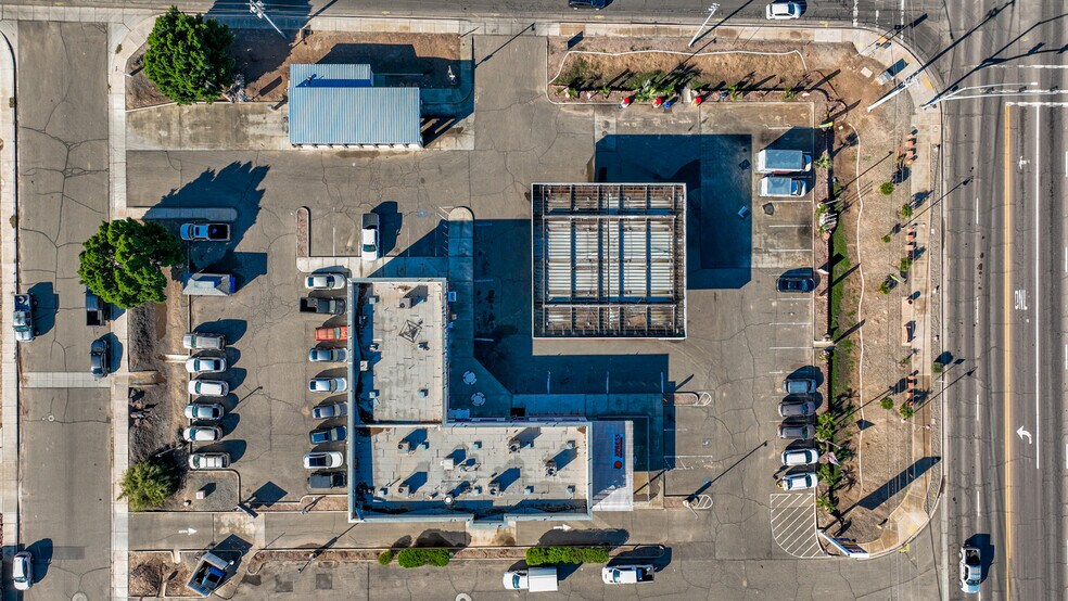 More Photos Of 611 E Main St, Somerton Service Station For Sale