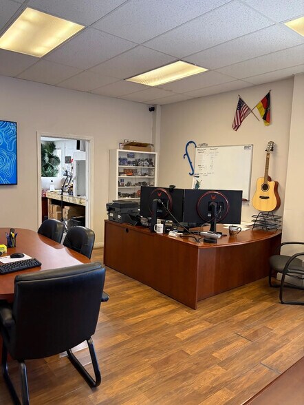 More Photos Of 6681-6691 NW 16th Ter, Fort Lauderdale Warehouse For Lease