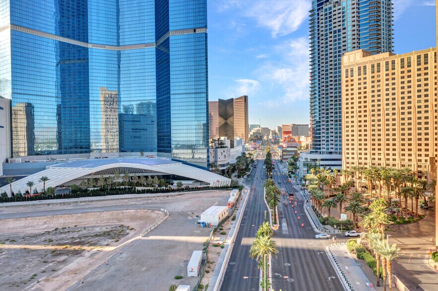 More Photos Of 2700 Las Vegas Blvd, Las Vegas Apartments For Sale