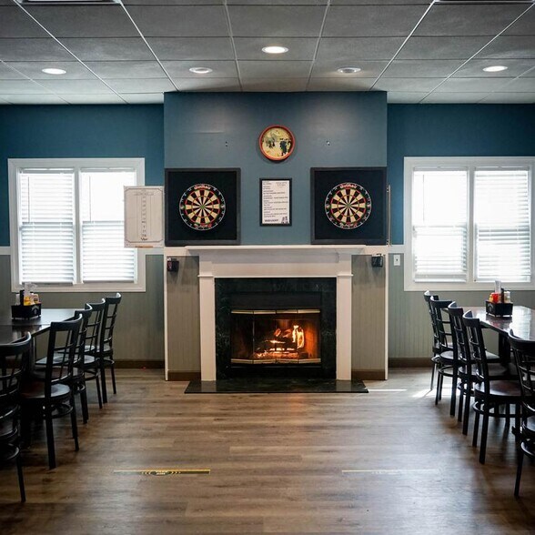 More Photos Of 48 School St, Lincoln Restaurant For Sale