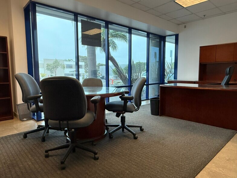 More Photos Of 17892- B Gothard St, Huntington Beach Manufacturing For Lease
