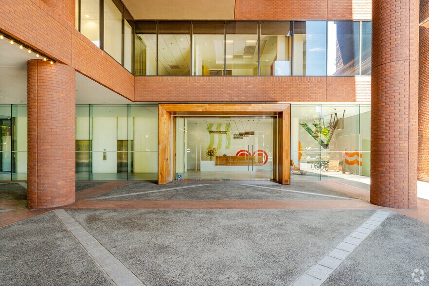 More Photos Of 1255 Battery St, San Francisco Unknown For Lease