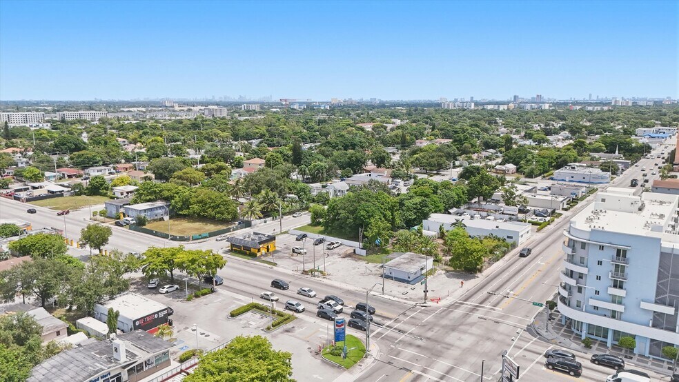 More Photos Of 5495 NW 17th Ave, Miami Storefront For Sale