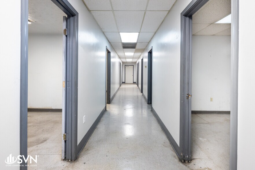 More Photos Of 50 Mary Beth Ln, Somerset Warehouse For Sale