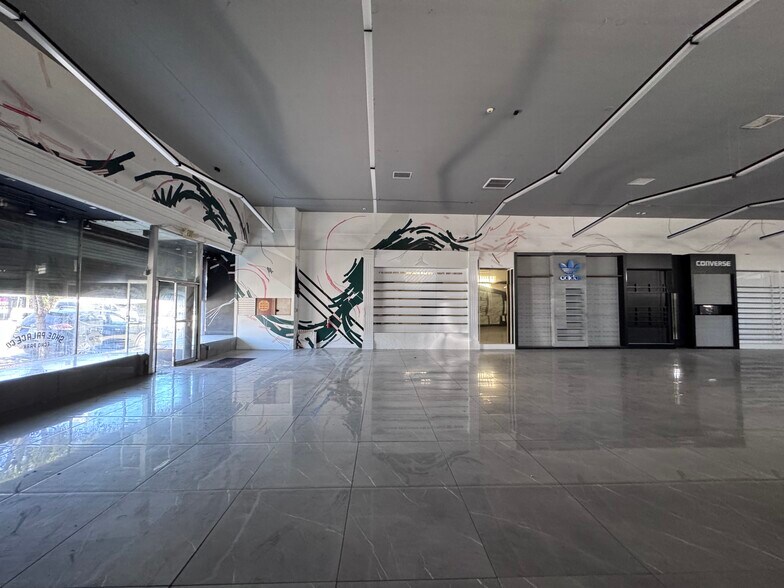 More Photos Of 1724 W Sunset Blvd, Los Angeles Storefront For Lease