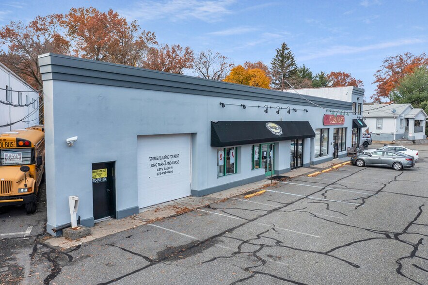 More Photos Of 142 S Livingston Ave, Livingston Unknown For Lease