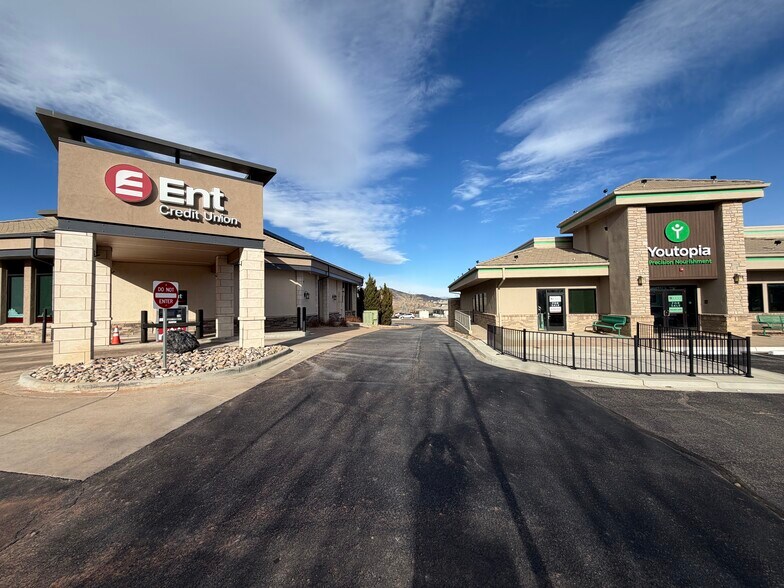 More Photos Of 12634 Indore Pl, Littleton Restaurant For Sale