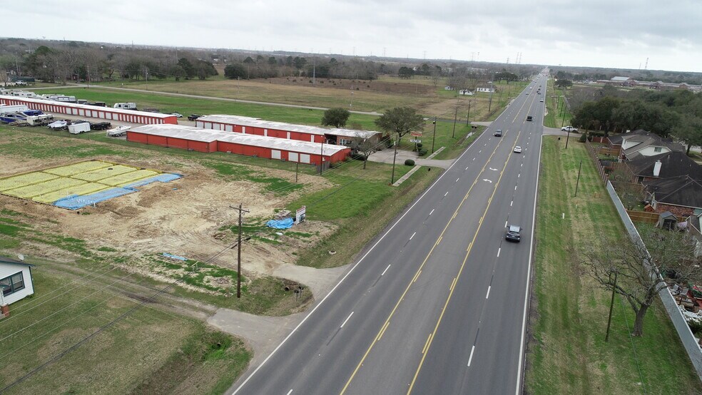 More Photos Of 818 Highway 3 S, League City Land For Sale