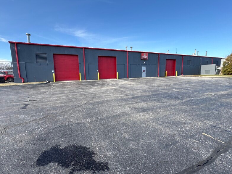 More Photos Of 1250 S Creasy Ln, Lafayette Research And Development For Sale