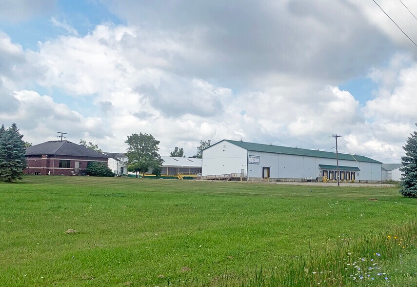 Primary Photo Of 15313 Bryce Rd, Mussey Warehouse For Lease