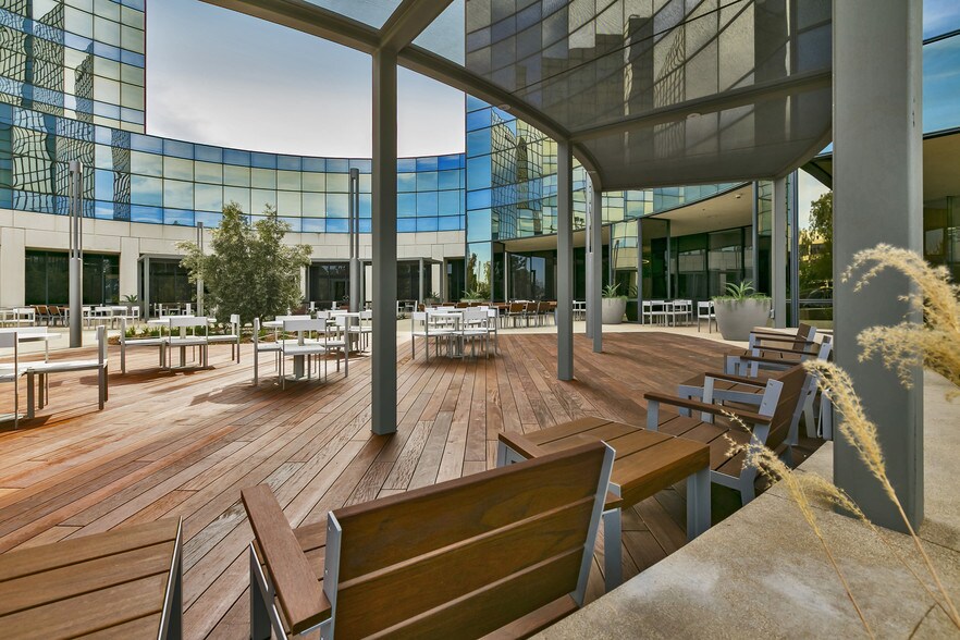 More Photos Of 5000 Birch St, Newport Beach Office For Lease