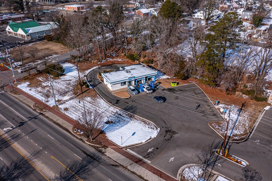 More Photos Of 516 14th st, West Point Carwash For Sale
