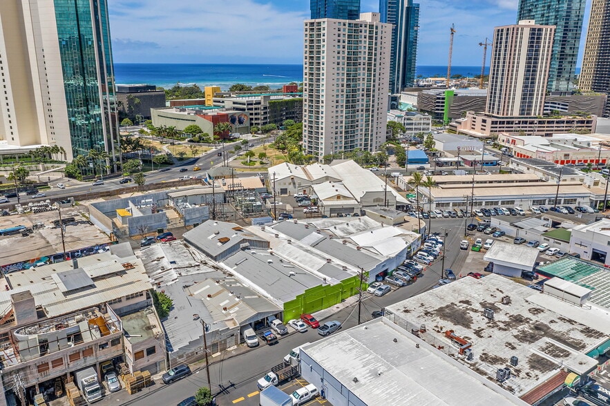 More Photos Of 1127 Hopaka St, Honolulu Service For Lease