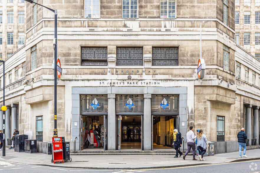 More Photos Of 55 Broadway, London Office For Lease