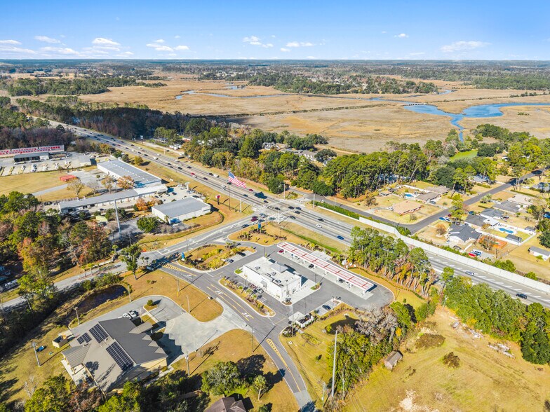 More Photos Of 1750 Grove Point Rd, Savannah Service Station For Sale