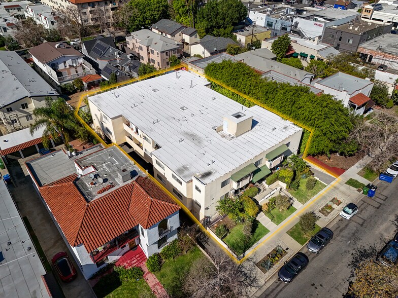 More Photos Of 617 N Orange Dr, Los Angeles Apartments For Sale