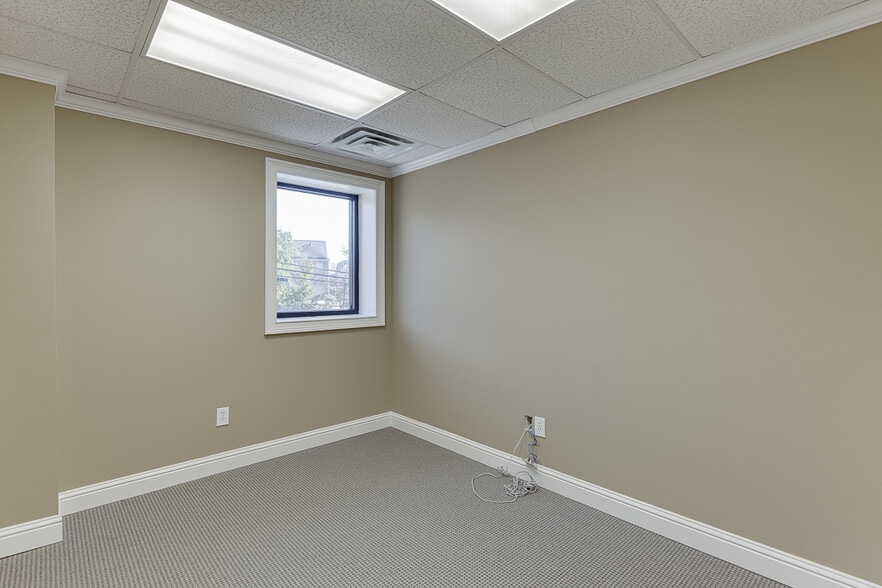 More Photos Of 743 Church St, Buford Office For Sale